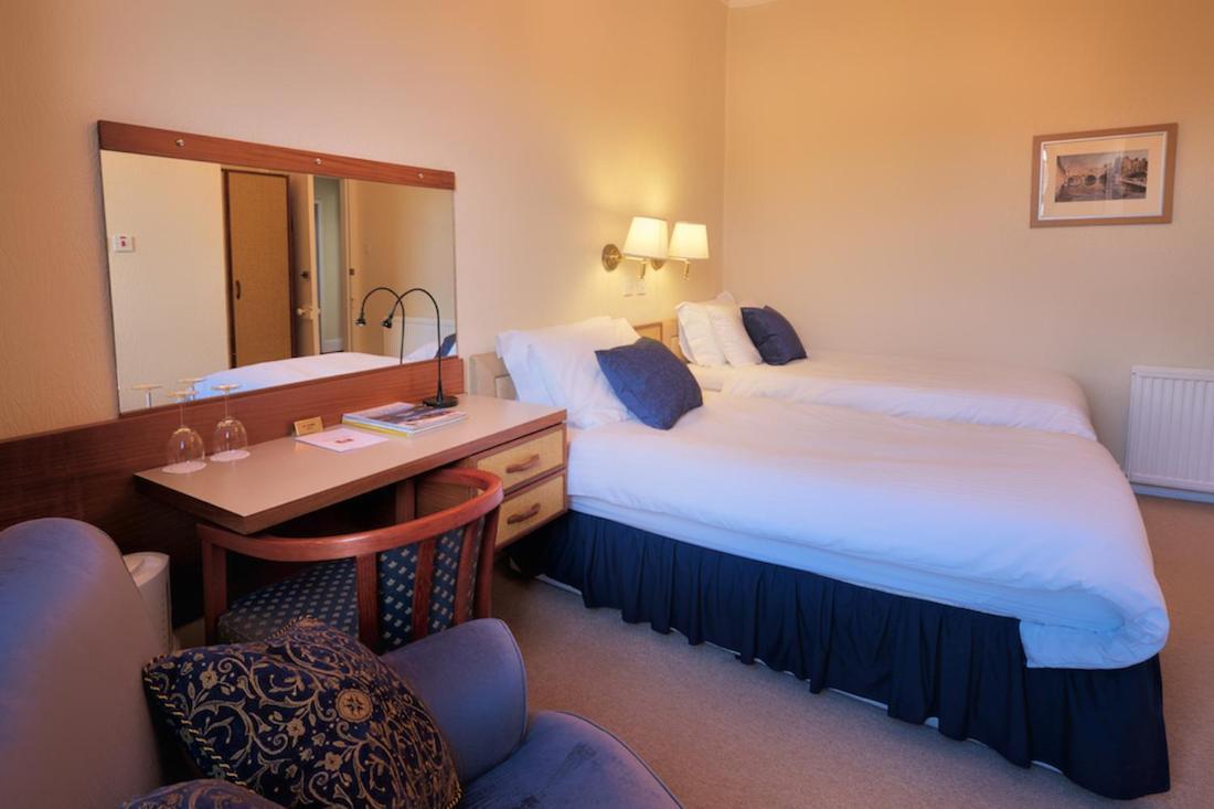 The Cedars Guest House ダヌーン エクステリア 写真