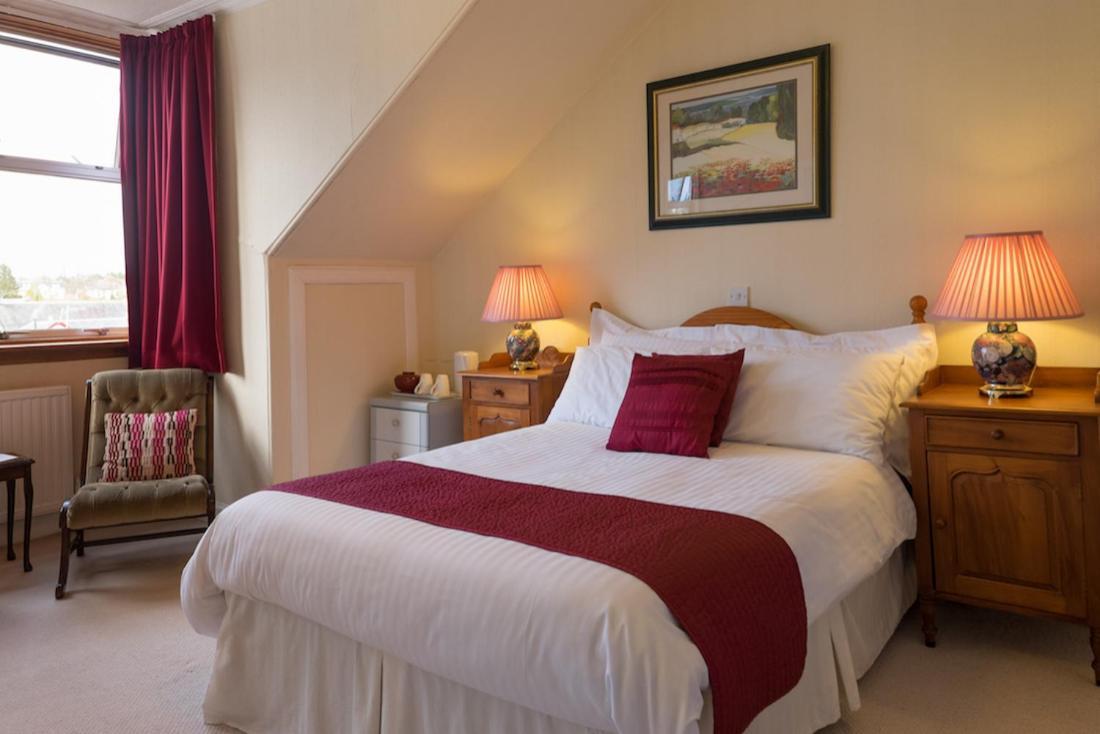 The Cedars Guest House ダヌーン エクステリア 写真